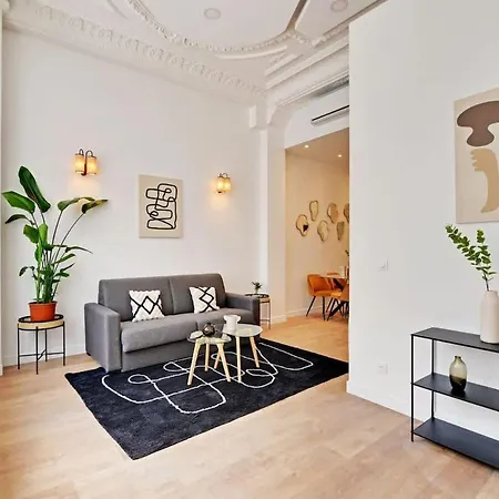 Keyz - 1 Bedroom Near The Exhibition Center Apartment