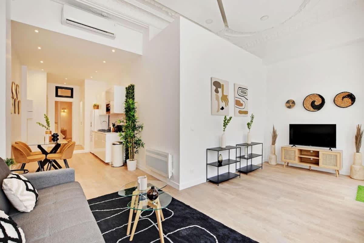 Apartment Keyz - 1 Bedroom Near The Exhibition Center *